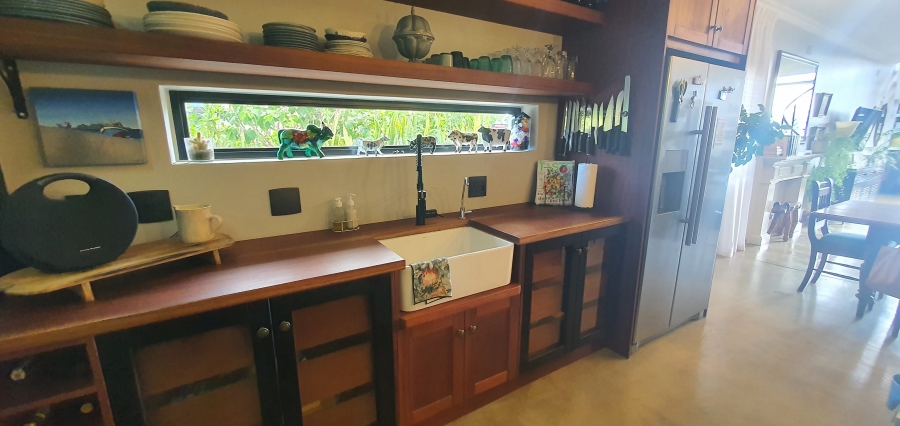 4 Bedroom Property for Sale in Linkside Western Cape